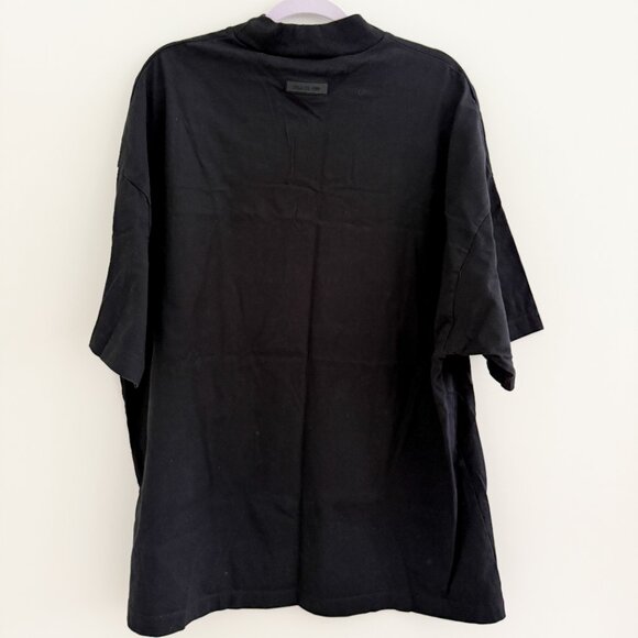 FEAR OF GOD - ESSENTIALS Mock Tee - LARGE ( and I mean large! ) - Black - Picture 4 of 7